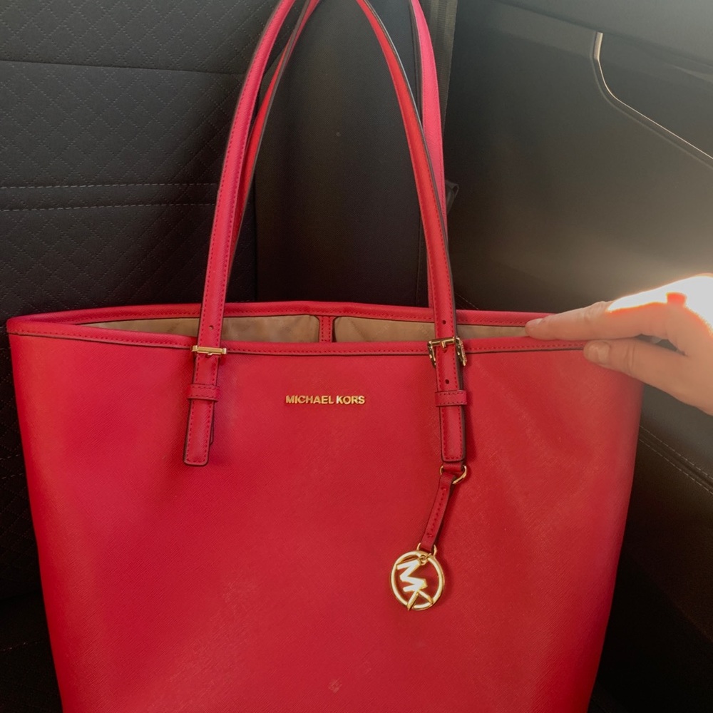 M K Purse !!